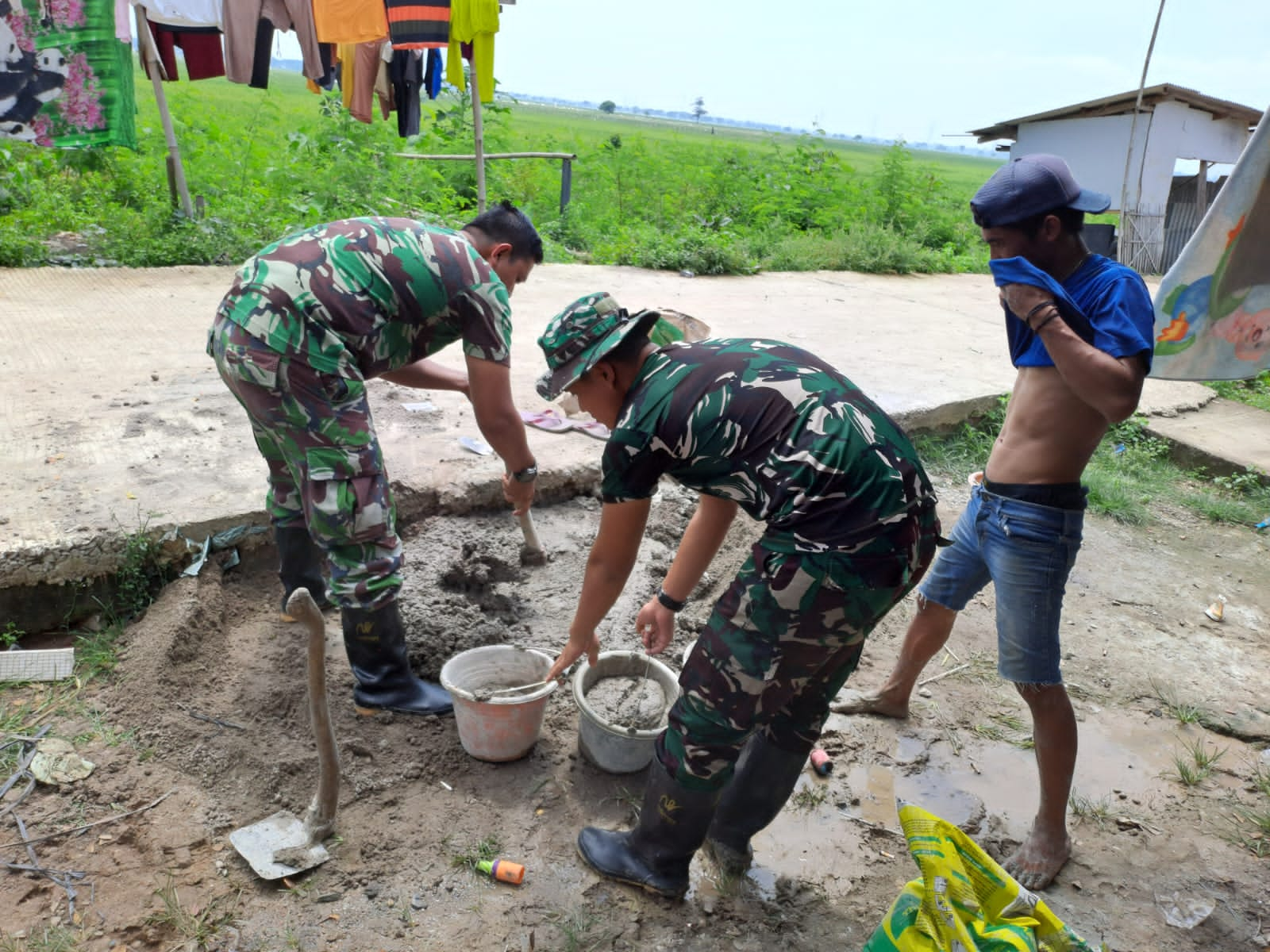 Pembangunan MCK TMMD 119, Untuk Keluarga Madi Hampir Rampung