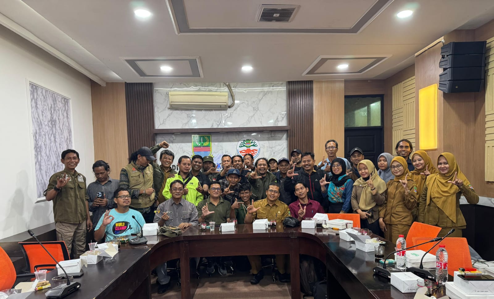 Krisis 14 Ribu Hektare Lahan Kritis di Bekasi: DLH Akhirnya Gandeng Aktivis Lingkungan Setelah 3 Tahun